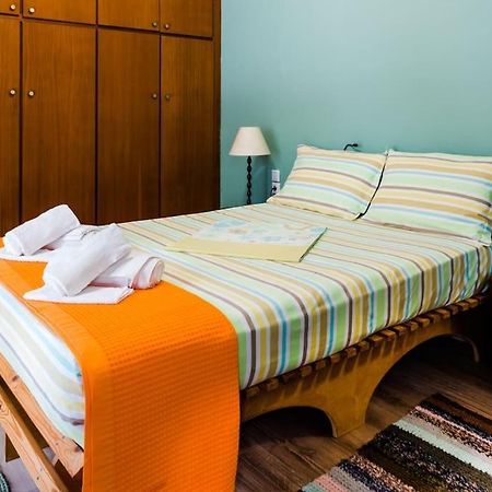Renovated, Open And Functional Old City House イラクリオン エクステリア 写真